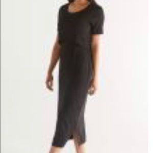 Thyme maternity scoop neck nursing/maternity dress size small NWT